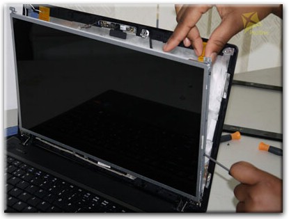 Замена экрана ноутбука Emachines в Иркутске